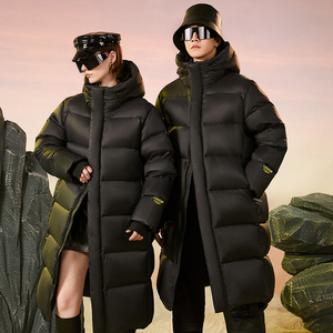 WAALEVANA白鸭绒黑金长款羽绒服