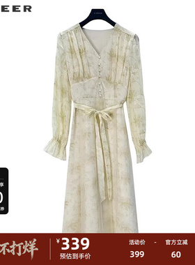 sdeer圣迪奥女装V领印花收腰压褶网纱连衣裙S243Z1298