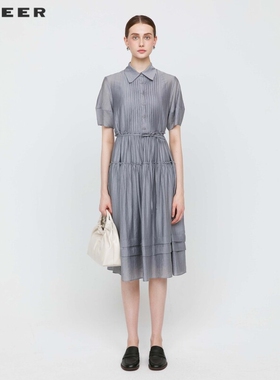 S·DEER圣迪奥风琴褶吊带衬衫连衣裙套装S242Z1439