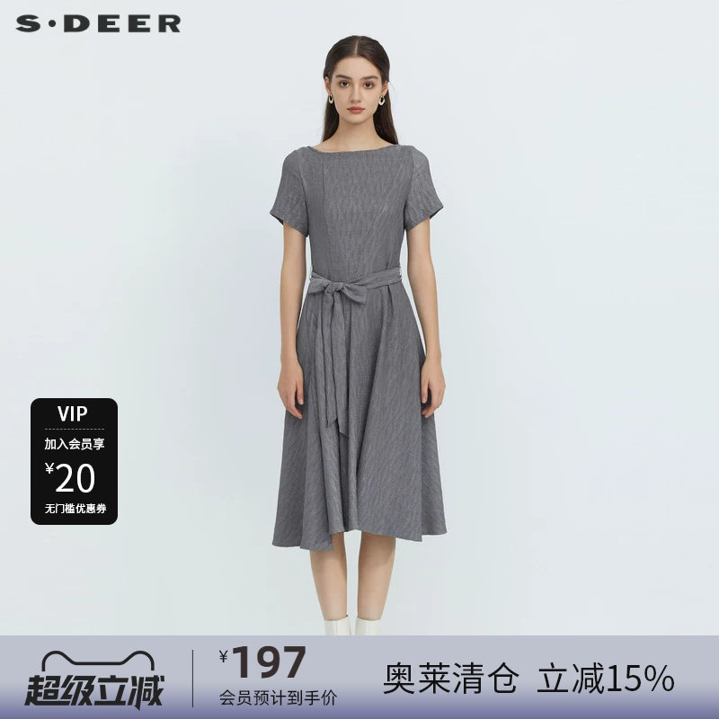 sdeer圣迪奥女装圆领收腰肌理褶皱短袖连衣裙S223Z12Q7