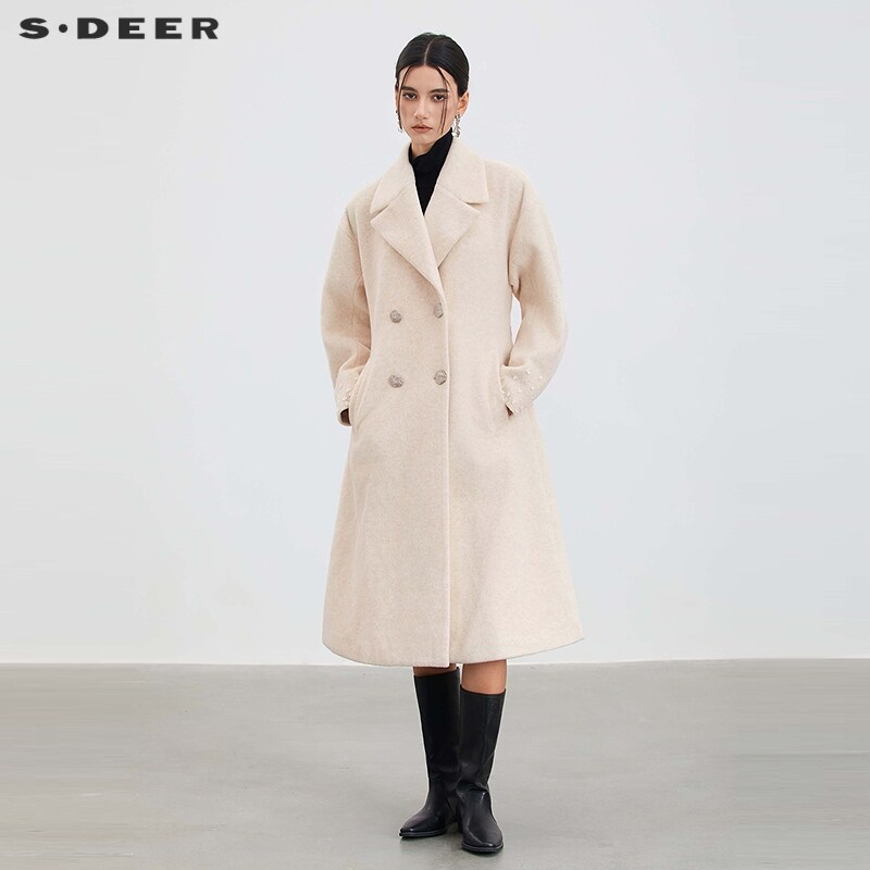 长款呢大衣 收腰设计 文艺钉珠