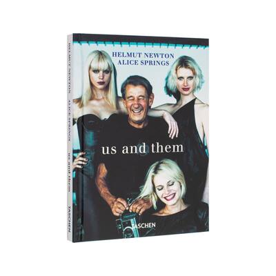 【现货】TASCHEN 赫尔穆特·纽顿 & 爱丽斯泉：我们和他们 HELMUT NEWTON & ALICE SPRINGS.US AND THEM 原版英文摄影