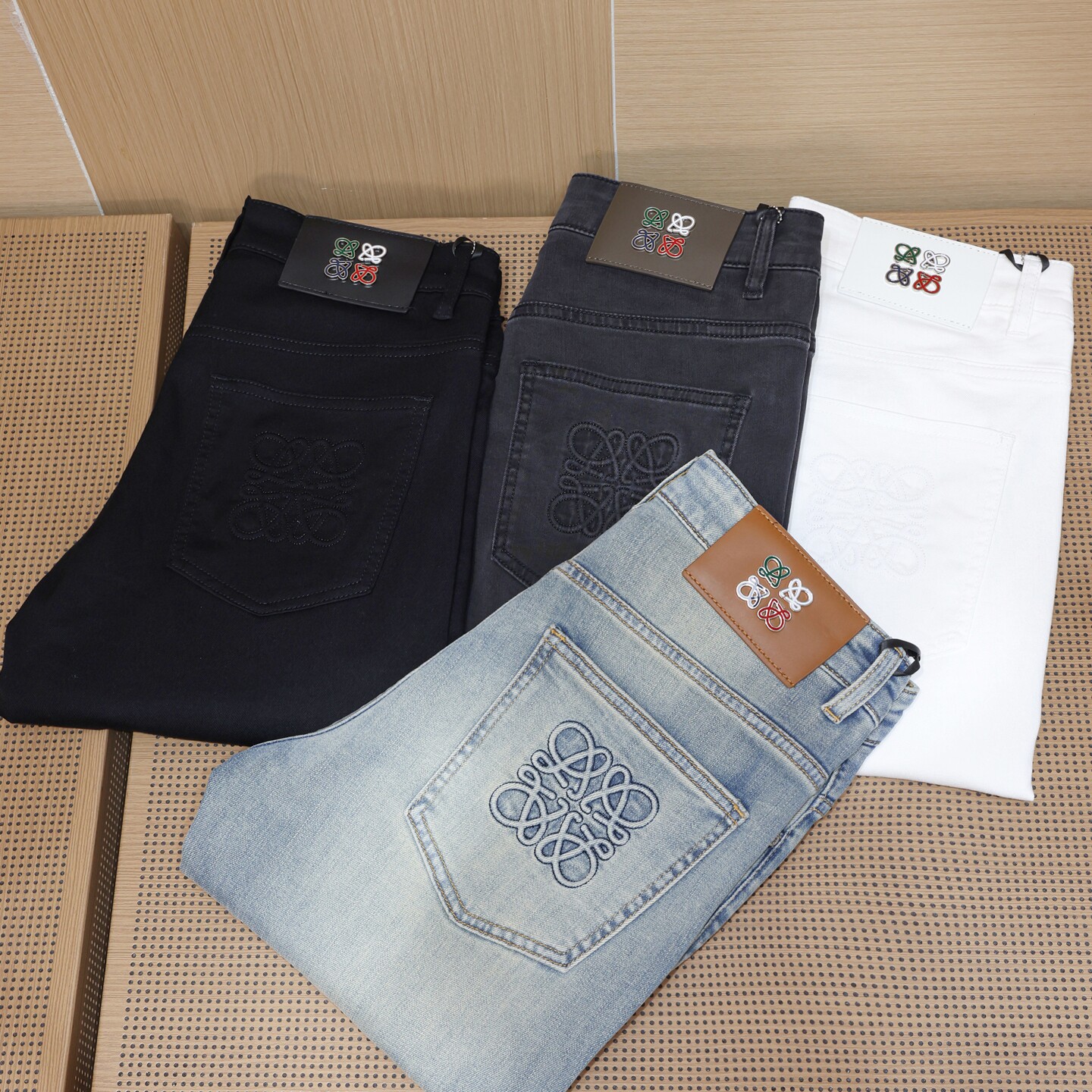 春夏新款男士深黑灰色修身牛仔裤薄款欧美风中腰小直筒弹力休闲裤