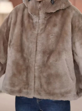 《邢康莉甄选》 短款连帽皮毛一体外套 52097