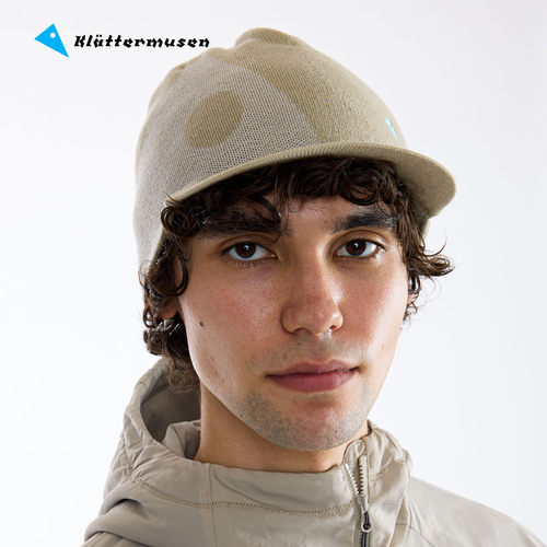 攀山鼠带檐羊毛帽女巫海德