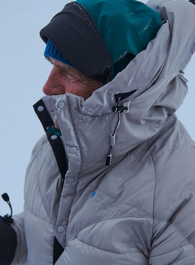 Klattermusen攀山鼠秋冬男士时尚套头羽绒服保暖服洛基带帽10644M