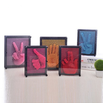 Three dimensional needle carving and cloning hand film hand printing hand mold face printing children's toys creative gadgets three-dimensional needle painting