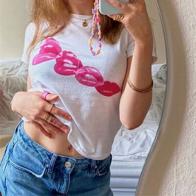 女士圆领印花露脐短上衣