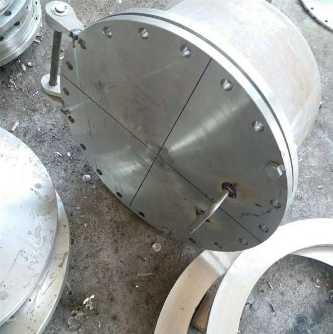 304不锈钢材质常压人孔盖碳钢垂直吊臂回转旋盖检修压力法兰人孔