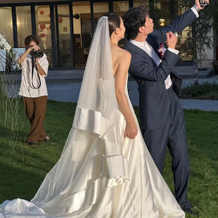 Mi唐手作缎面头纱新娘主婚纱长款领证求婚头纱高级感婚礼拍照出片