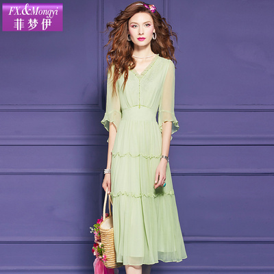 菲梦伊100桑蚕丝连衣裙女喇叭袖夏装高品质真丝收腰绣花V领长裙子