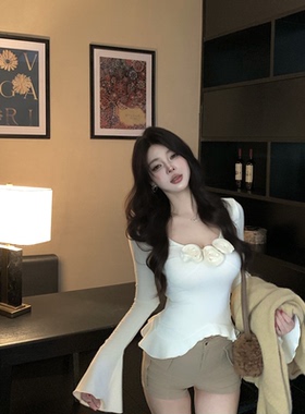 【加绒带花朵U领喇叭袖】长袖女2025新款设计感修身显瘦上衣长袖