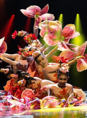 红色畅想同款演出服儿童舞蹈服木棉花开红色主题爱国表演服扇子舞