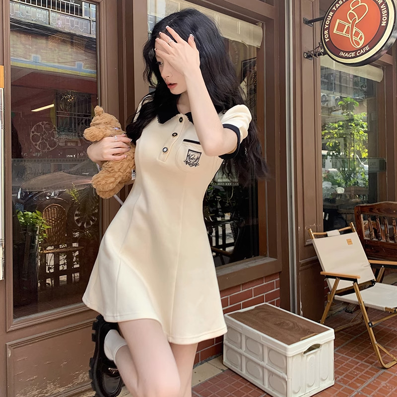 夏季新款设计感时尚POLO领短袖连衣裙女修身显瘦A子裙赫本风短裙
