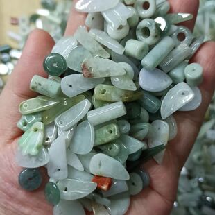 随机满48元 113缅甸天然翡翠小杂件卡8 10mm左右1厘米大小款 式 包邮
