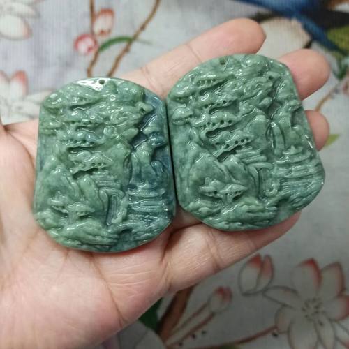 翡翠吊坠危料山水牌绿底蓝水