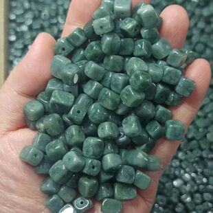 197天然翡翠危料蓝水随型方糖散珠卡8X6mm左右特色珠子满48元包邮