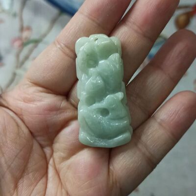 翡翠吊坠飘花荷叶鸳鸯牌如意