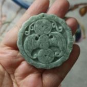 414缅甸天然翡翠吊坠蝙蝠如意清爽飘花圆牌卡47mm玉佩满48元 包邮