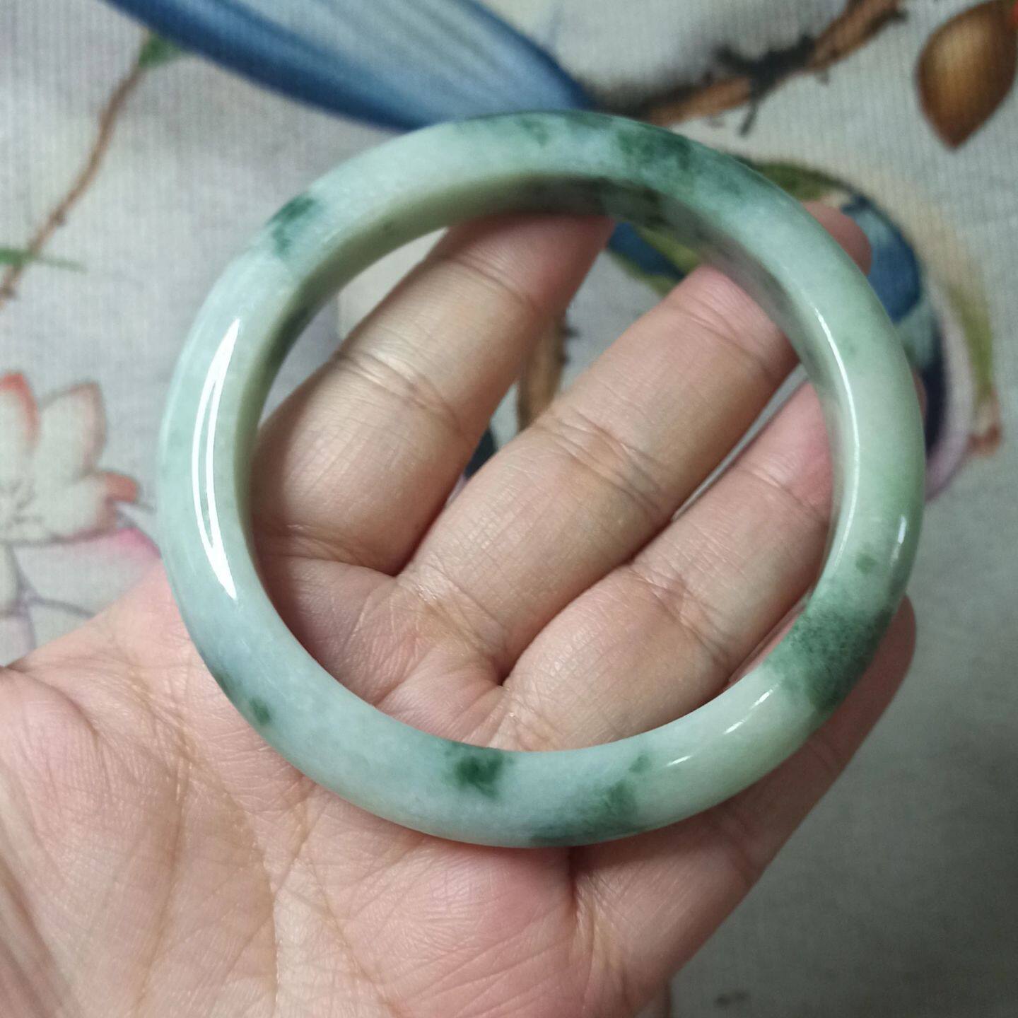 天然缅甸翡翠手镯圈口卡60.3mm