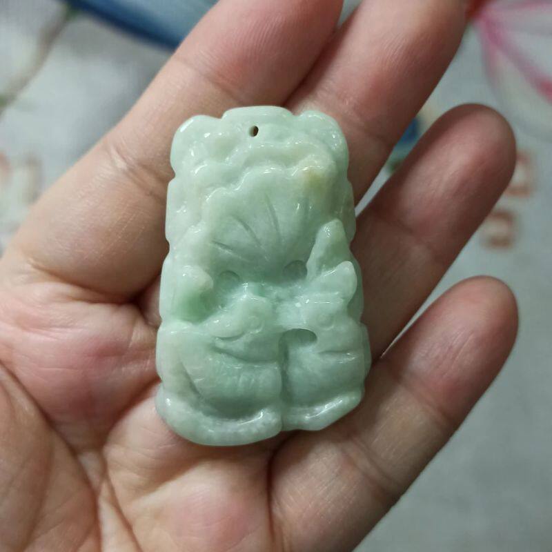 121天然翡翠吊坠飘花荷叶鸳鸯牌如意莲叶牌卡44X29mm左右满48包邮