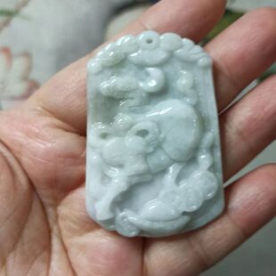 406缅甸天然翡翠吊坠生肖牛牌手把件卡54X36mm左右白底满48元 包邮