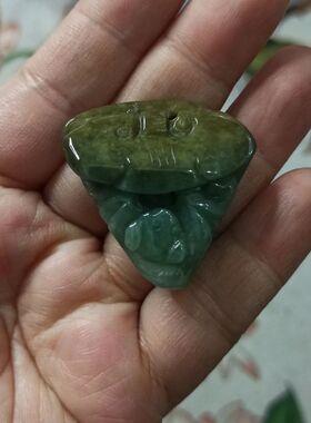 286缅甸天然翡翠吊坠雕刻件手把件飘花蝙蝠如意福瓜福寿卡35X34mm