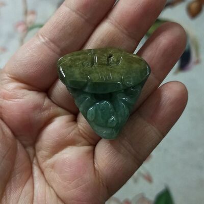 天然翡翠吊坠雕刻件手把件