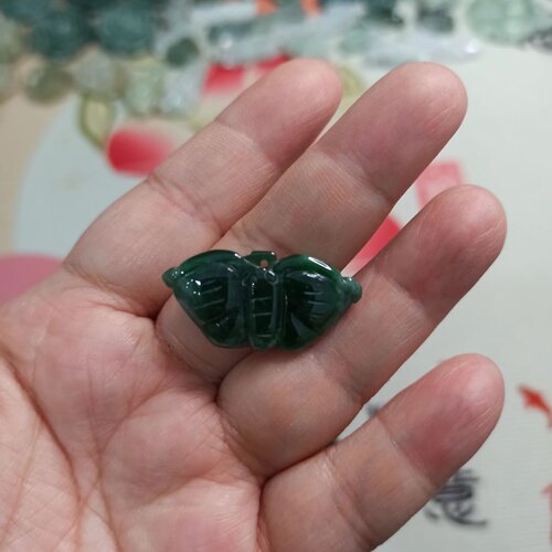 翡翠吊坠危料蓝水挂牌飘阳绿
