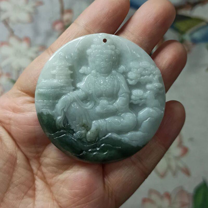 263缅甸天然翡翠吊坠山水观音牌子绿底飘花卡51mm左右满48元包邮