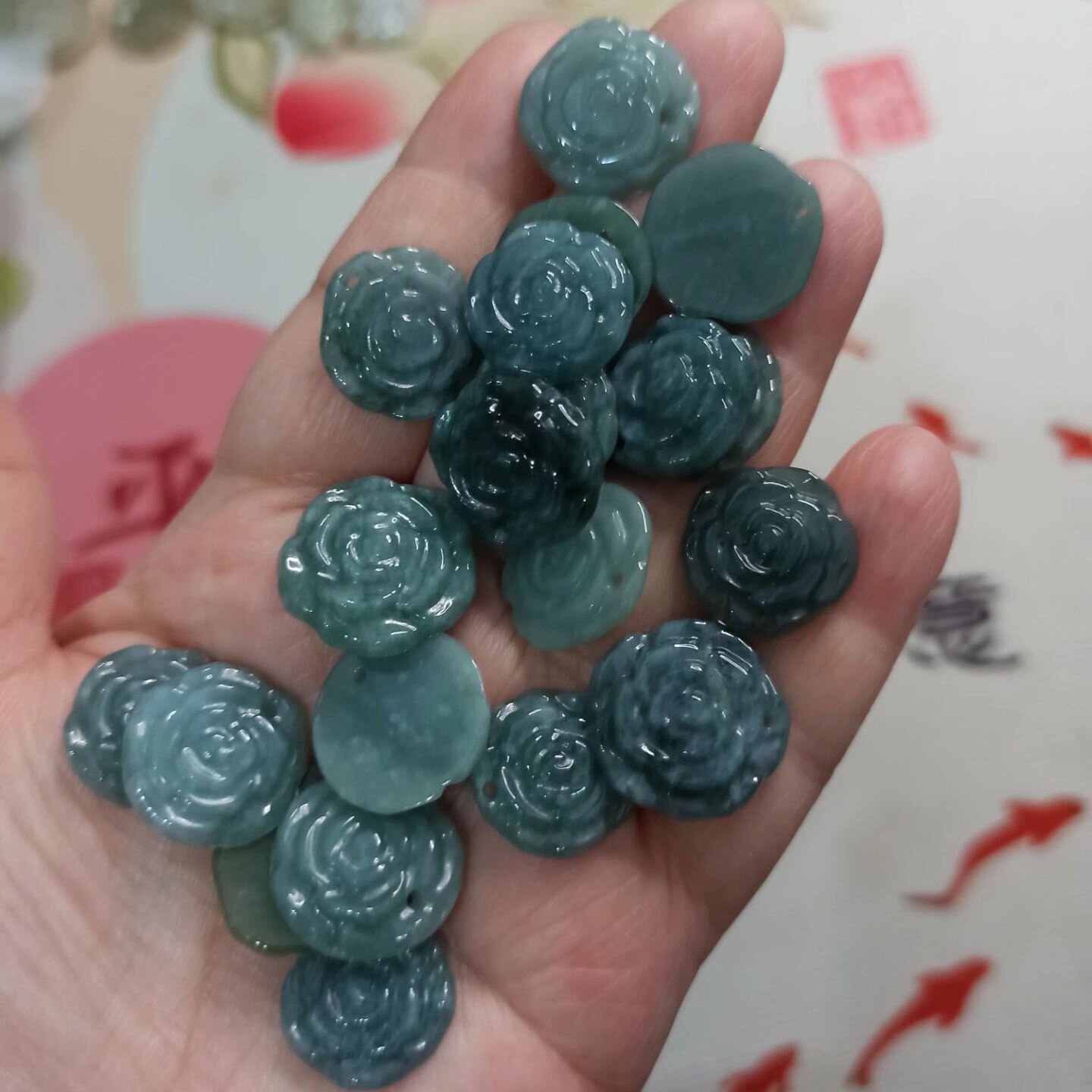 293天然翡翠吊坠孔牌子危料蓝水玫瑰花卡15mm左右多彩满48元包邮