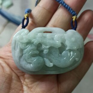 371缅甸天然翡翠吊坠飘花仿古雕刻花龙牌卡59X42mm左右满48元包邮