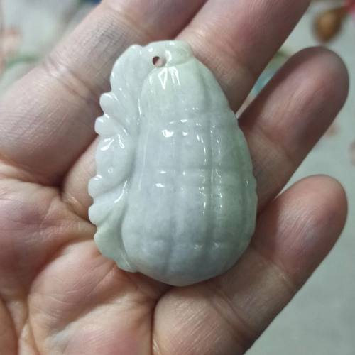 天然翡翠吊坠雕刻件手把件