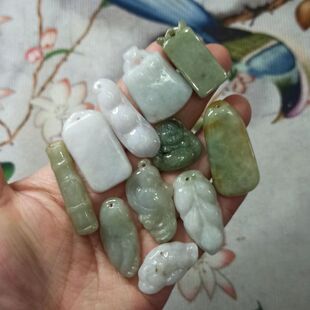 346缅甸天然翡翠特色杂件如意福瓜叶子牌子莲花福袋一组满48包邮