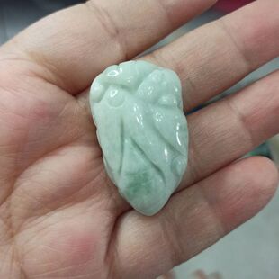 33缅甸天然翡翠吊坠雕刻件蝙蝠如意玉米特色卡36X22mm满48元包邮