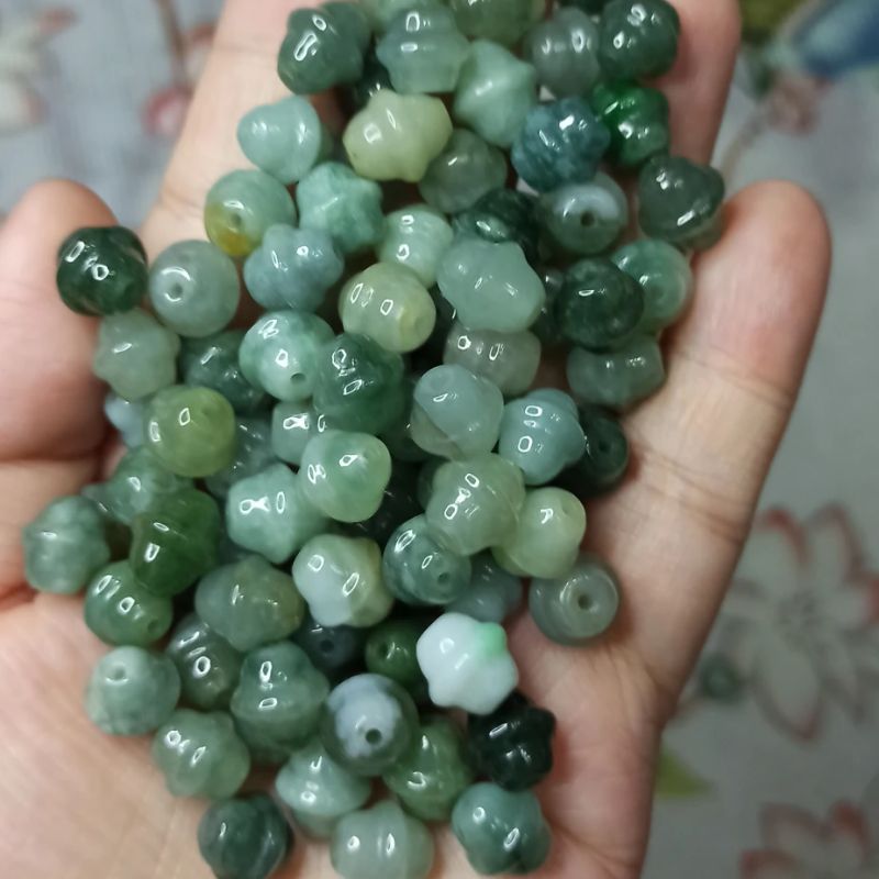 天然翡翠铃铛通孔油青绿底珠