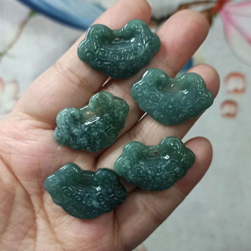 167天然翡翠祥云如意锁福牌危料蓝水卡28X18mm左右玉锁玉牌玉佩