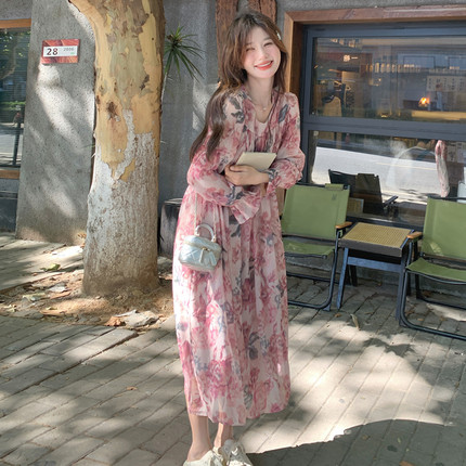 法式浪漫碎花连衣裙女春秋2025新款气质温柔风超好看长袖茶歇裙子