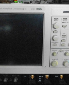 租售泰克Tektronix TDS7254 2.5GHz 数字示波器|4通道|采样率 20G