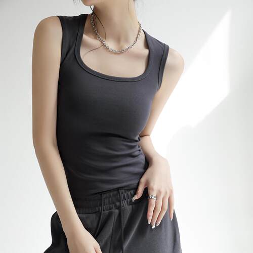 Tanktopwithsleevelesscamisole