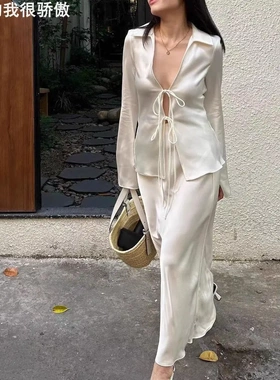 Fashion Bow-collar Shirt 时尚蝴蝶结衬衫