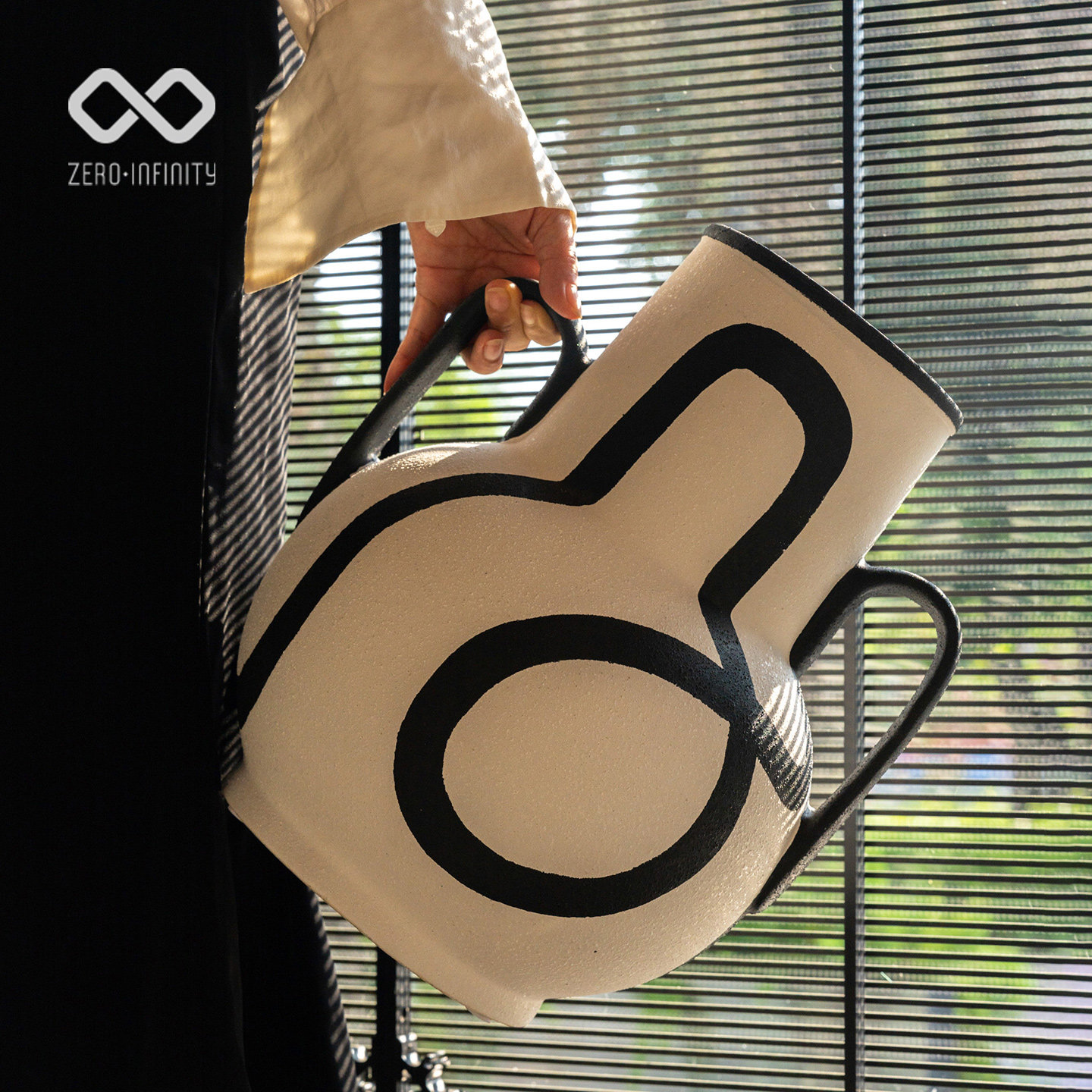 中古手绘双耳大花器黑白陶瓷花瓶