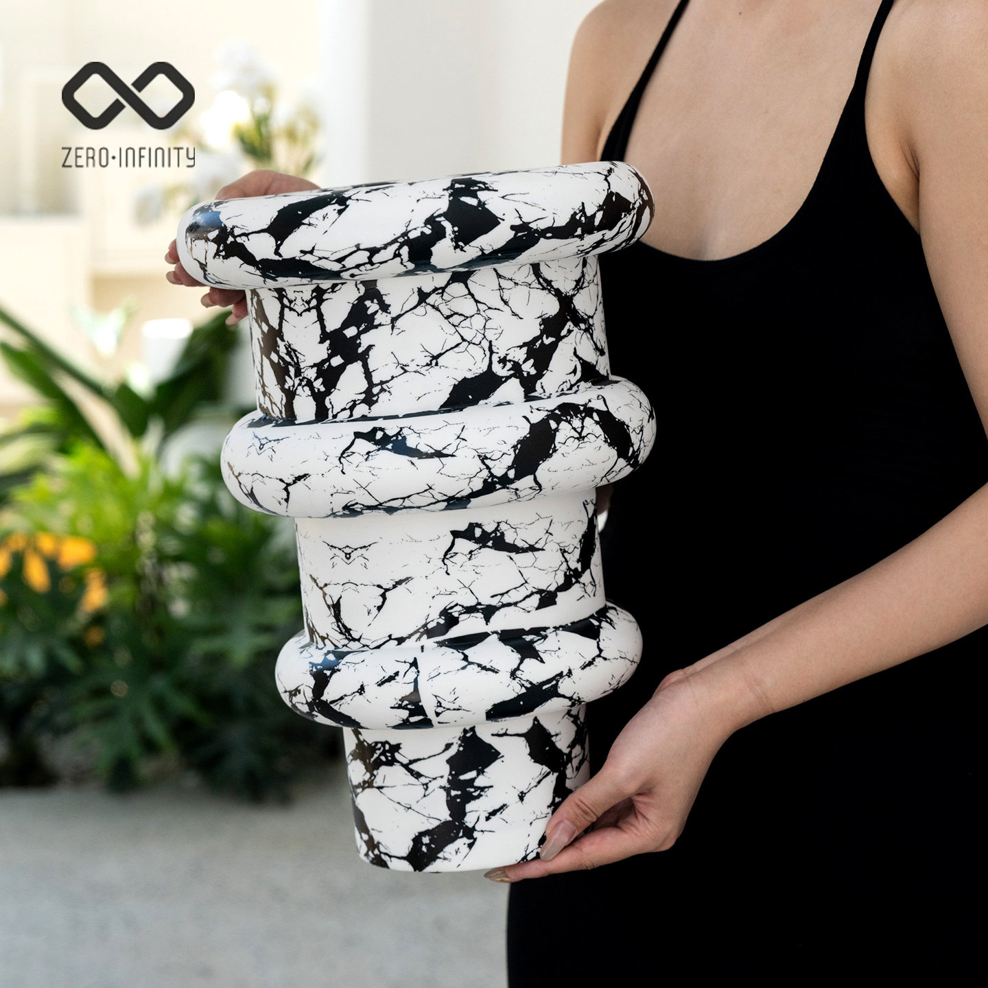 中古风大理石纹花器摆件样板间