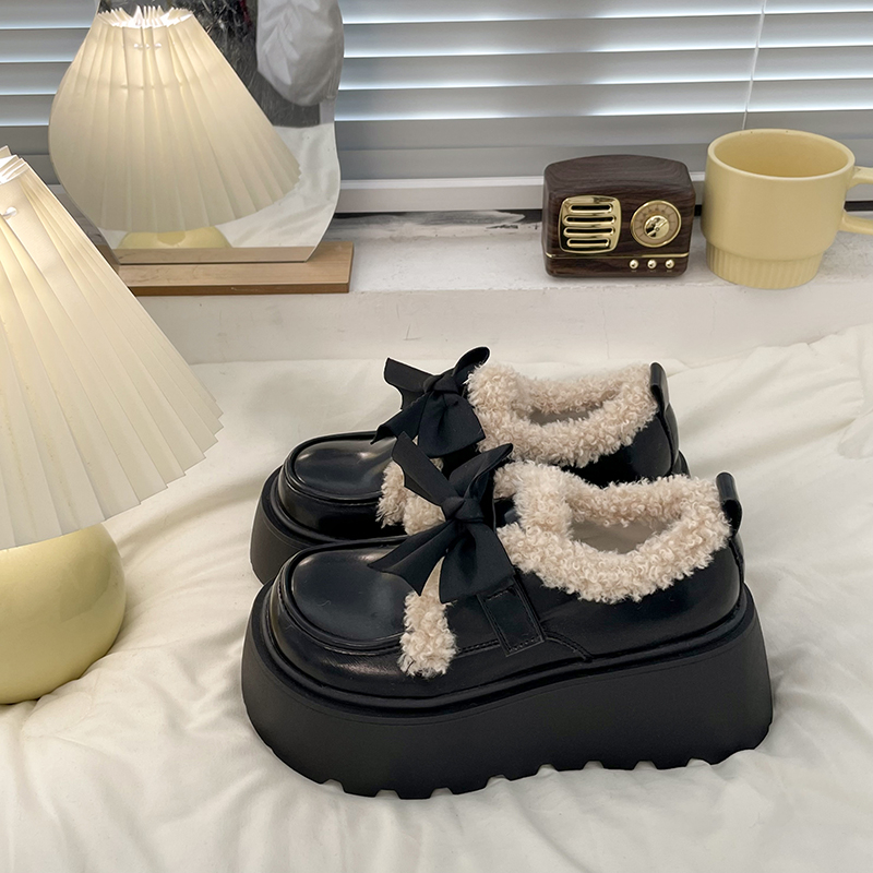 厚底加绒小皮鞋女保暖防滑棉鞋子