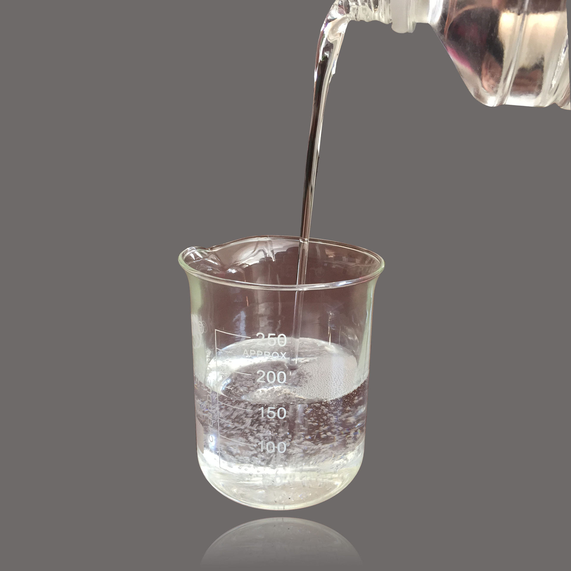 橡胶油 kn4010环烷油kn4006橡胶填充油环烷基橡胶油热熔胶环烷油