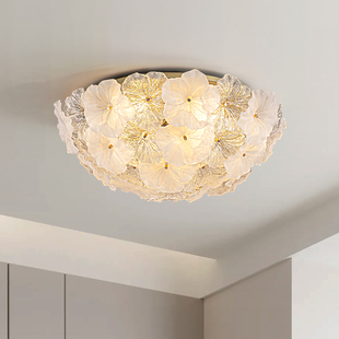 卧室吸顶灯轻奢法式 花瓣房间灯现代简约高档大气主卧书房灯具新款