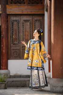 姜黄色清汉女服装日常马面裙成人夏季晚清格格旗袍中长款对襟圆领