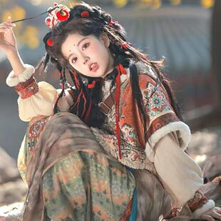 女改良异域公主全套中国风宋制灯笼裤加厚连帽衫冬季新款俏皮套装