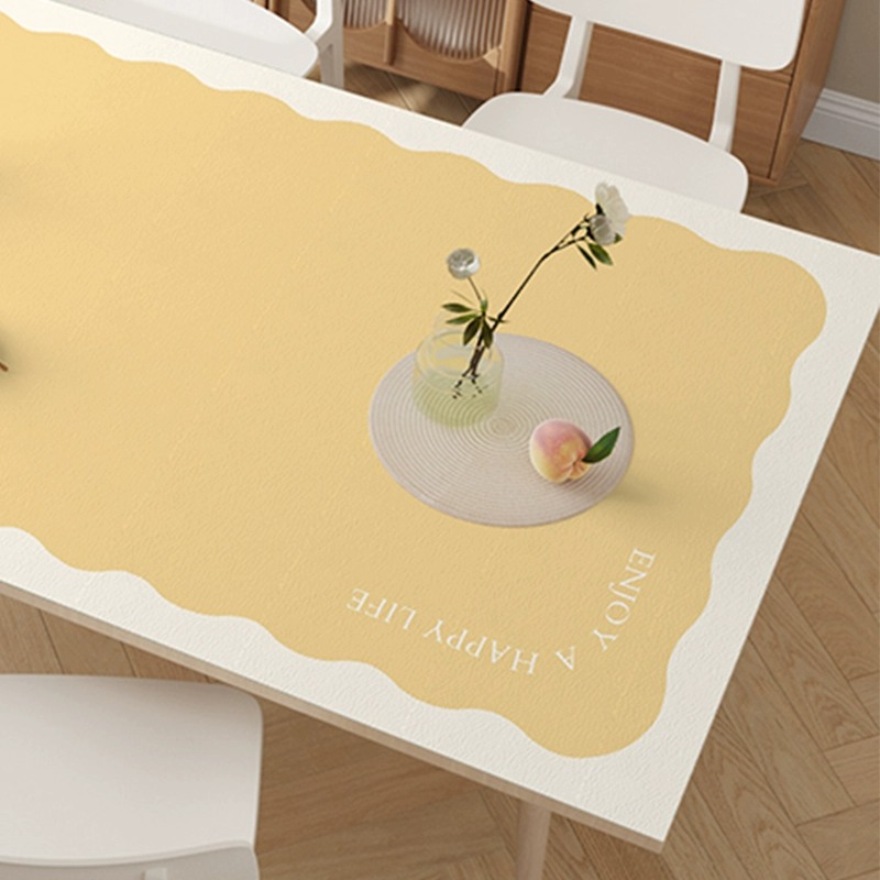 香草奶油皮革ins餐桌垫耐脏桌布防油防水茶几垫轻奢高级感桌面垫