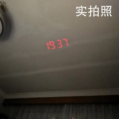 新品投影闹钟卧室夜光床头钟持续投射时间L温度计电子夜晚常亮数
